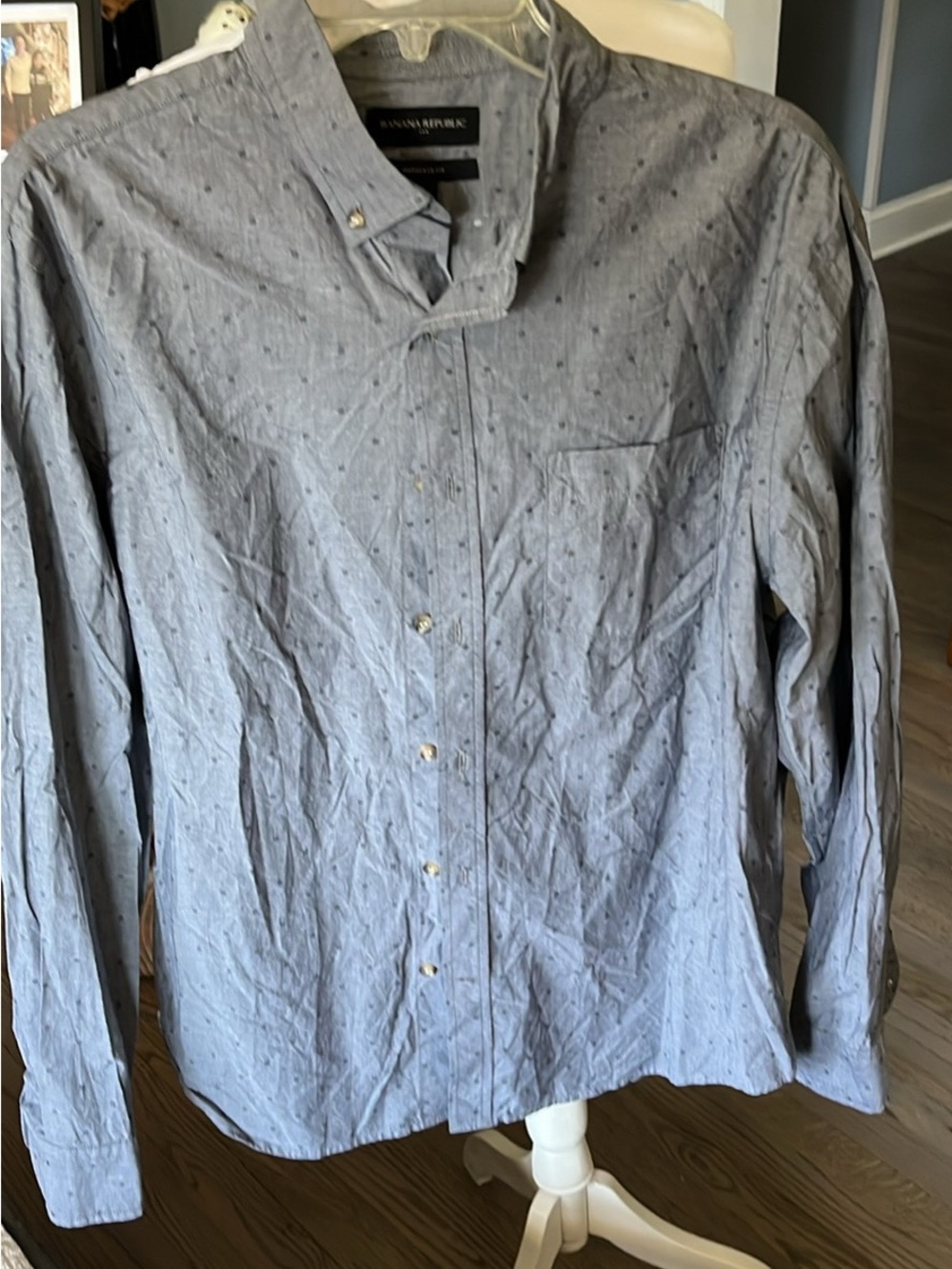 Banana Republic Men’s Light Blue Microdot Button-Down Shirt